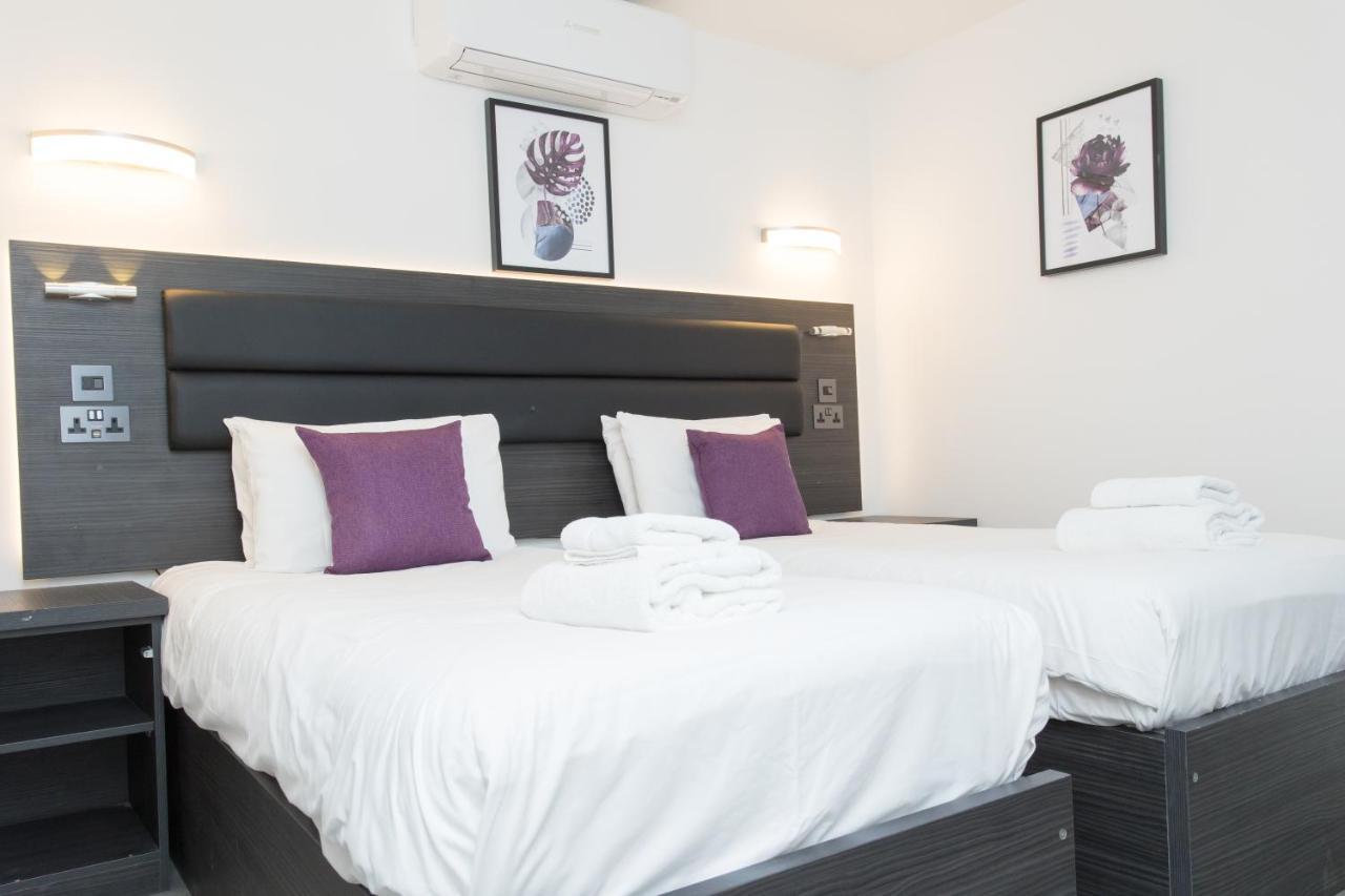 Legoland Heathrow Windsor Apartment Hotel Slough Exterior photo